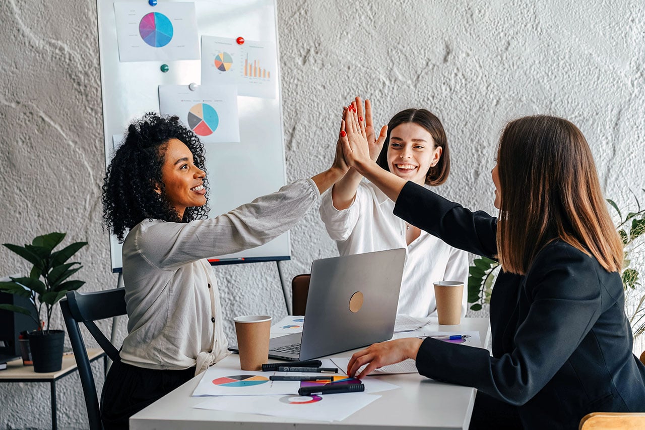 team-pexels-olia-danilevich-8145335 team-pexels-olia-danilevich-8145335